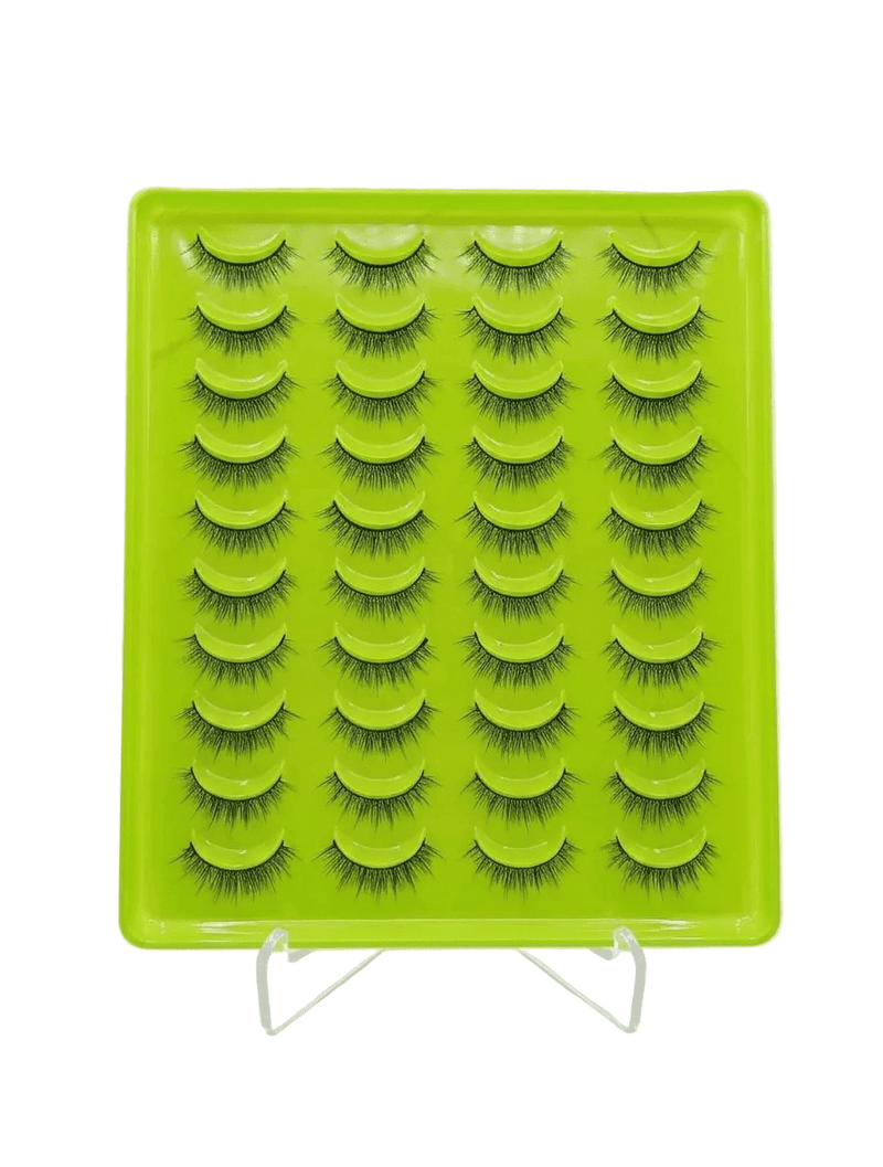 False Eyelashes for Beginners: A Simple Guide to Choosing and Applying Lashes - The Nexa Shop