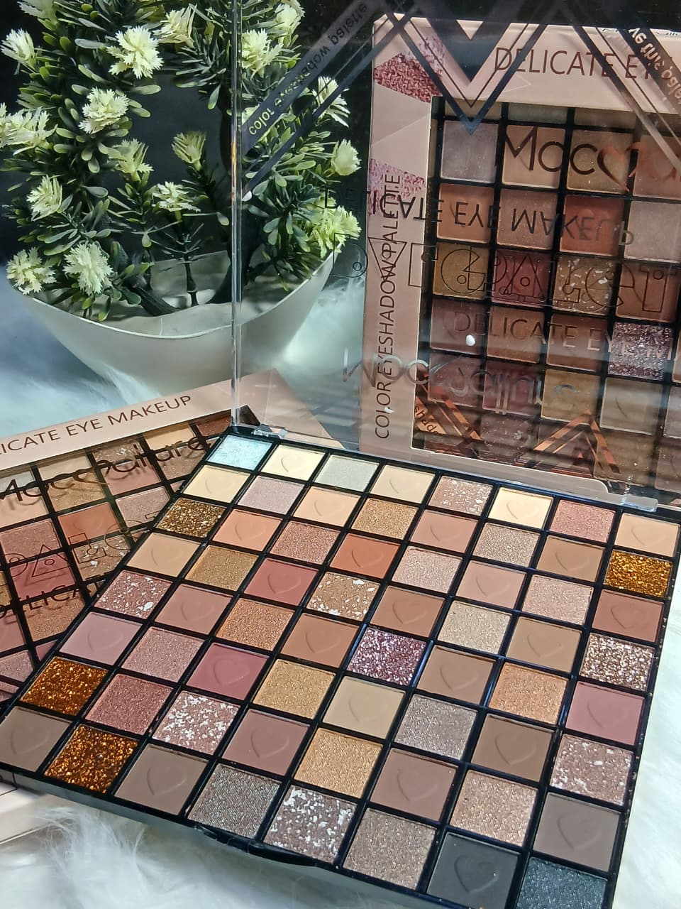 Mocallure 64-Shade Delicate Eye Makeup Palette