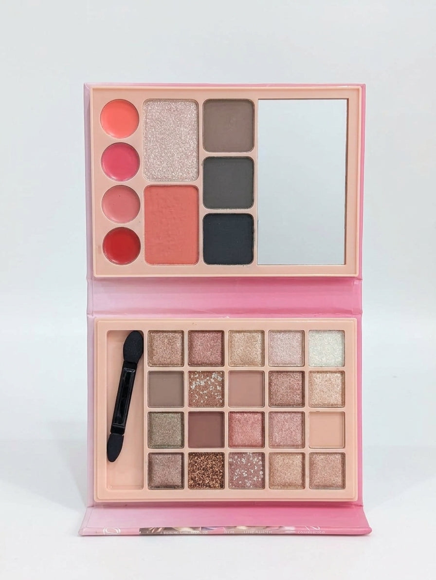 Mocallure Cute Bear & Butterfly All-in-One Book Palette