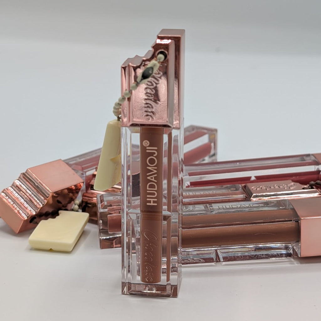 HUDAMOJI Chocolate Velvet Liquid Lipstick with Keychain
