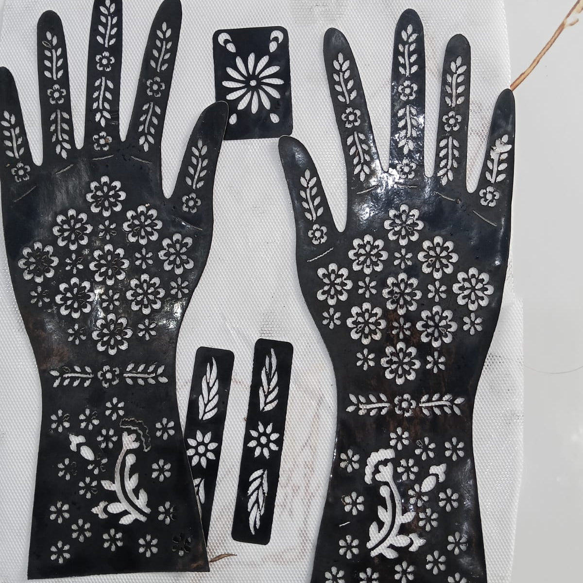 Full Hand-Small Hand & Feets Henna Sticker Template | Easy Mehndi Design - The Nexa Shop