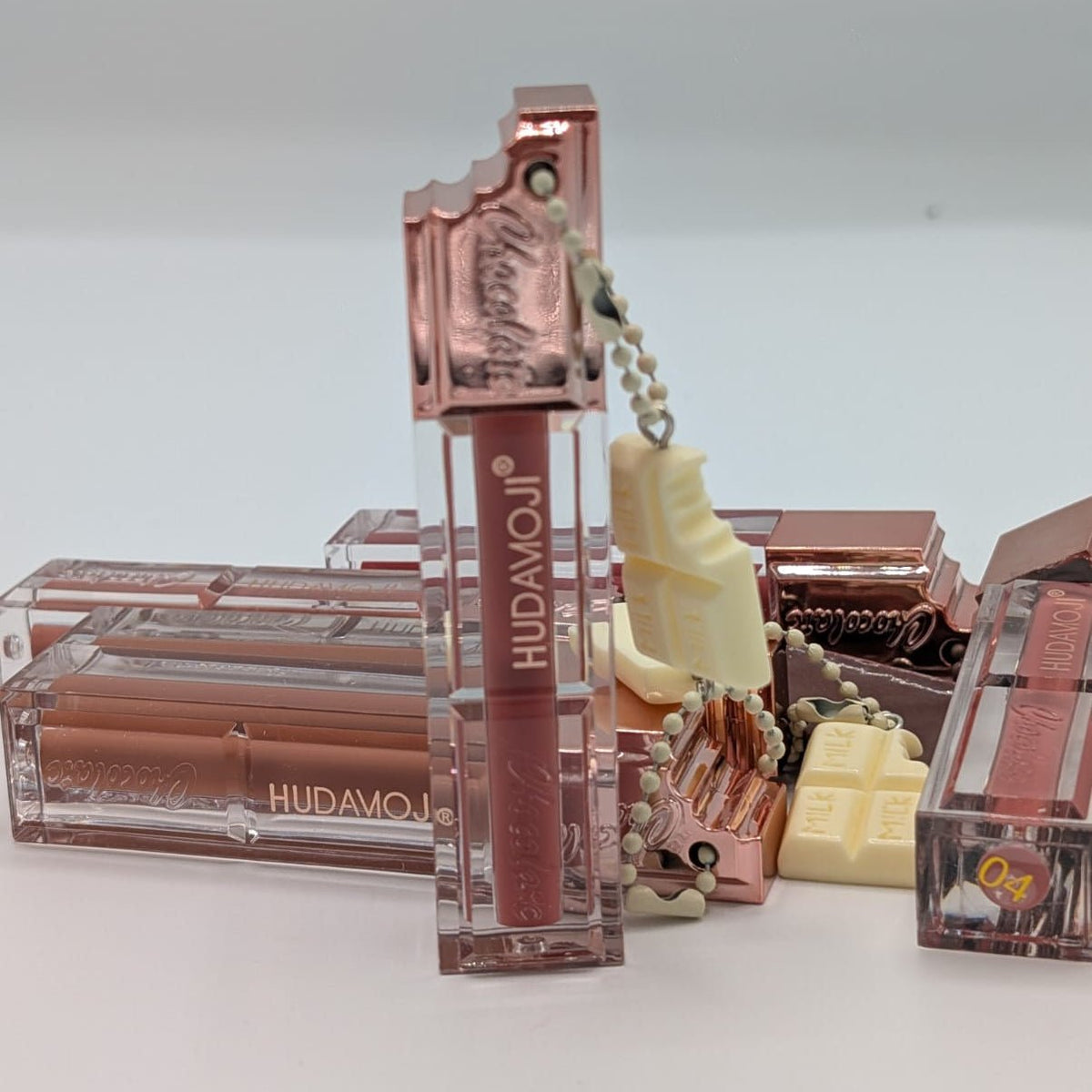 HUDAMOJI Chocolate Velvet Liquid Lipstick with Keychain - The Nexa Shop